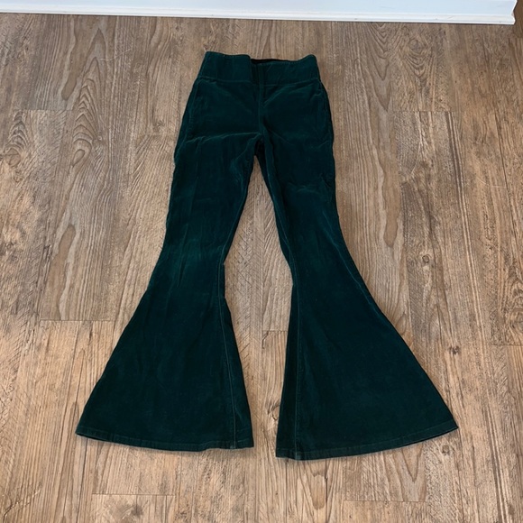 Show Me Your MuMu Berkeley Bells Flare Jeans - Picture 1 of 5